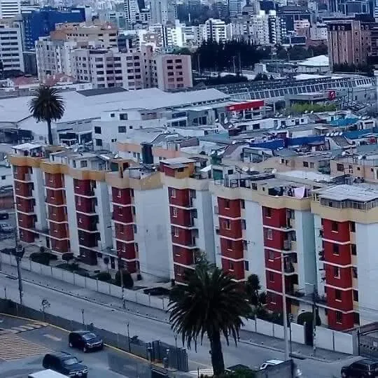 Departamento Amoblado En Quito Norte, Sector La Udla Universidad Av Granados 0*,
