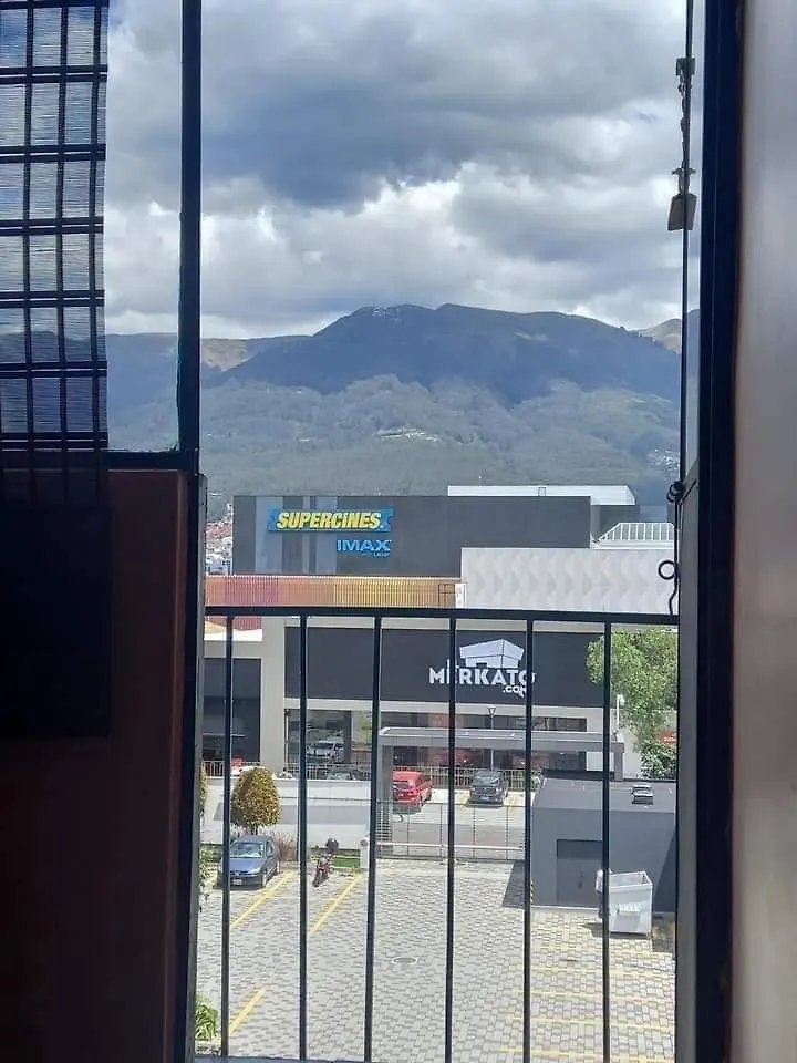 Apartment Departamento Amoblado En Quito Norte, Sector La Udla Universidad Av Granados